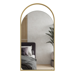 Дизайнерское арочное настенное зеркало Artful в металлической раме золотого цвета